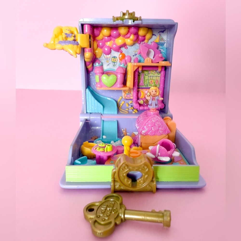 1996 Vintage Polly Pocket - Toy land 99% complete - Picture 10 of 14